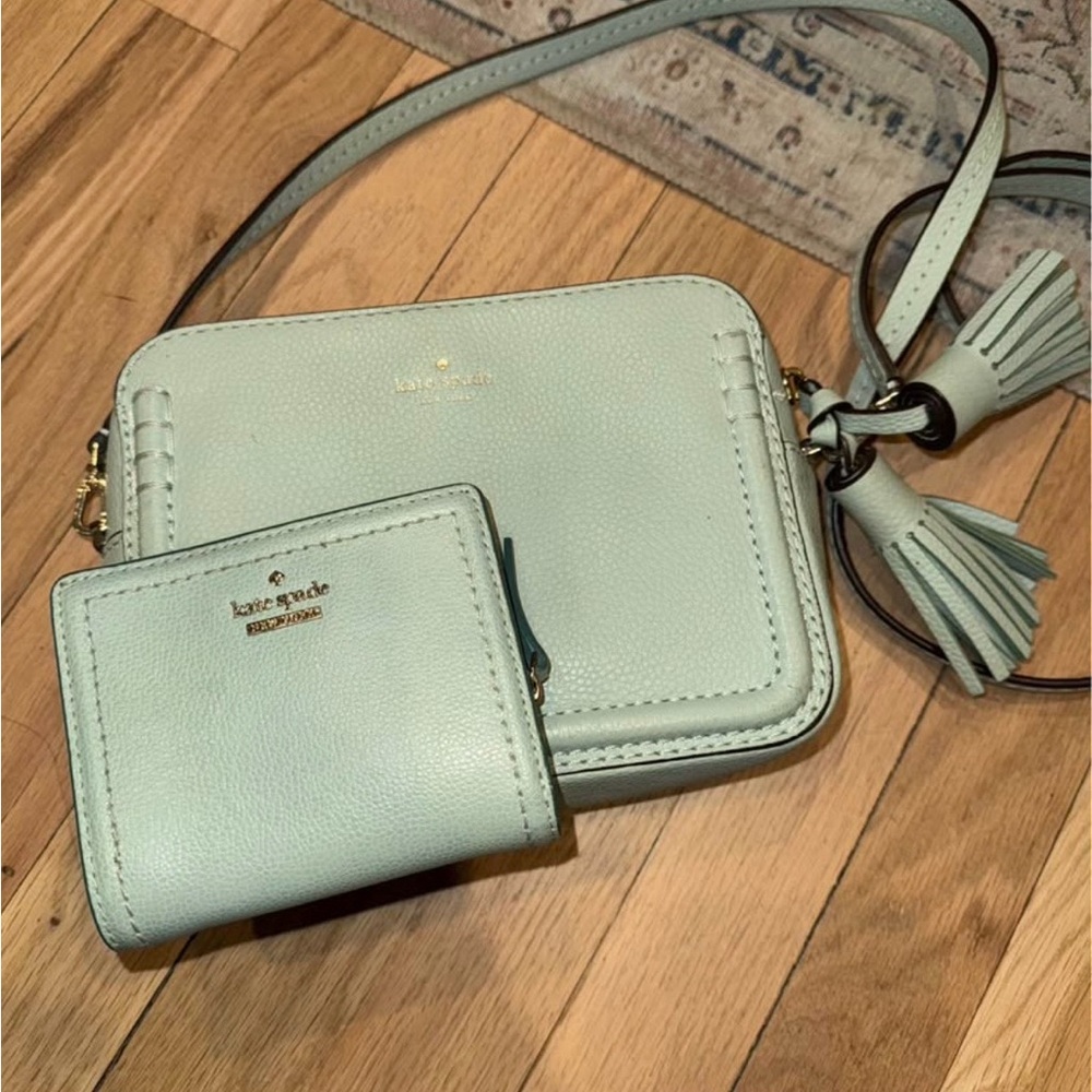 Kate spade camera crossbody bag in mint